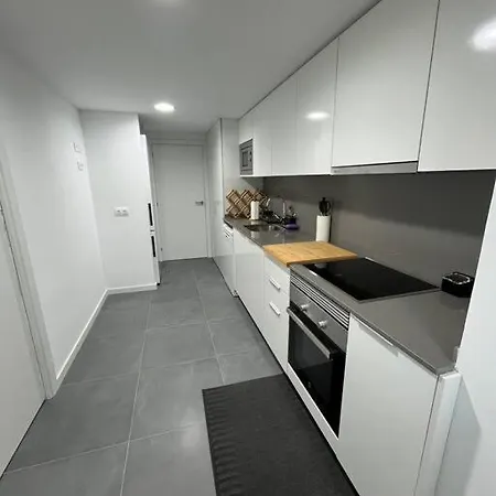 Nuevo, Espacioso Y Confortable Con Pkg Y Piscina *