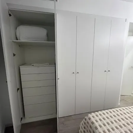 Lägenhet Nuevo, Espacioso Y Confortable Con Pkg Y Piscina *