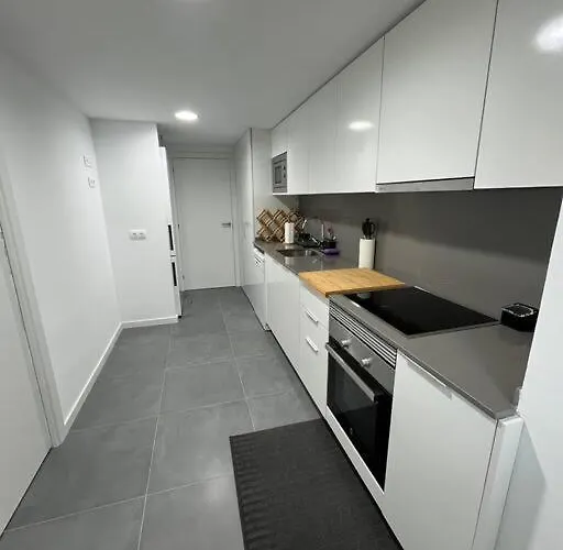 Nuevo, Espacioso Y Confortable Con Pkg Y Piscina *