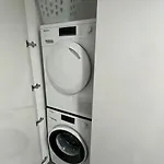 Nuevo, Espacioso Y Confortable Con Pkg Y Piscina *